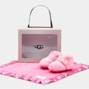 Infant pink Uggs